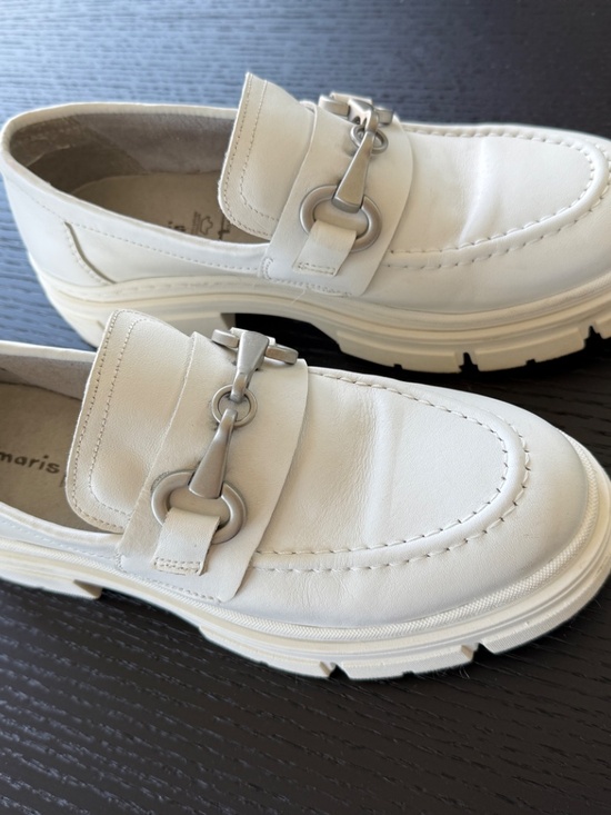 Tamaris White Leather Loafers – Women’s EU 40 US 9 - Picture 3 of 9